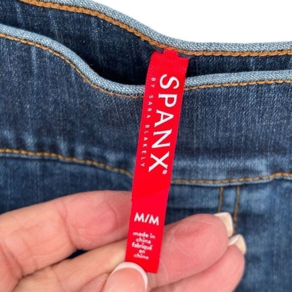 Spanx Lightly Distressed Pull-on Jeans Jeggings Blue Size Medium - Picture 2 of 7